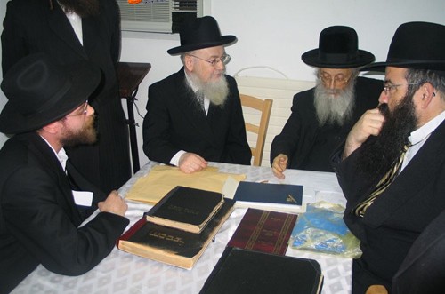 פגישות עם הרבנים הראשיים ומנהיג העדה החרדית