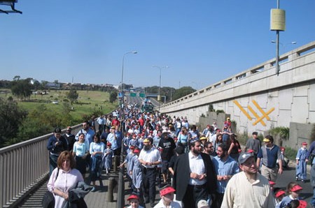 חלילים סקוטיים בתהלוכת ל