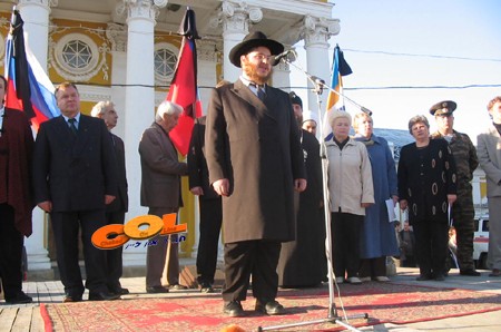 קסטרמה: השליח נאם בהפגנה נגד טרור 