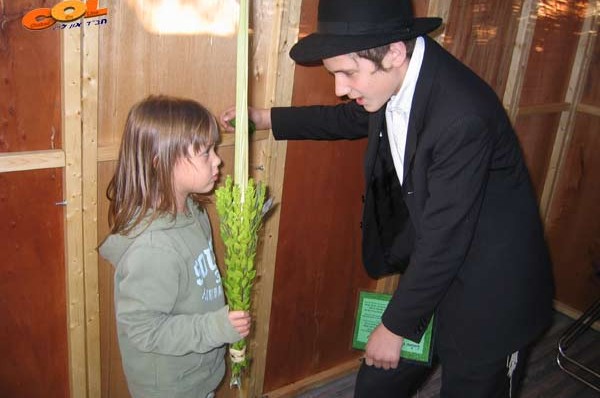 מה זה, בקתת דייגים? שאל העיתונאי – והתלהב