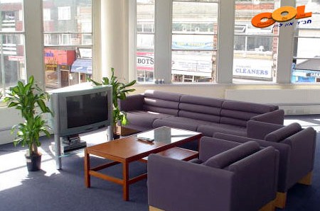 חדש בלונדון: בית-חב