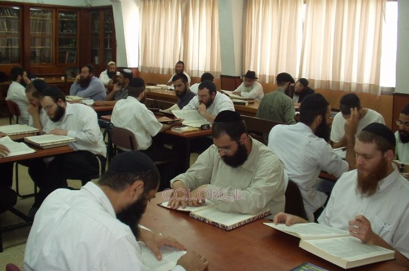 תל אביב: 'שבת ישיבה עם הרב גופין לבחורים מתקרבים'