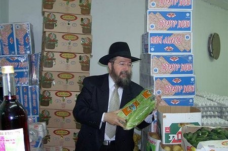 אלפי טון מזון לנזקקים לקראת חג-הפסח