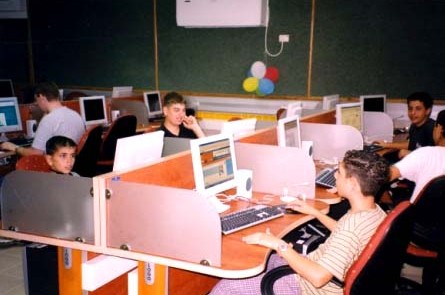 יוזמה חדשה: הענקת חדרי מחשבים למוסדות ובתי חב