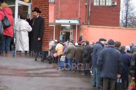 מוסקבה: רבבת מנות אוכל לנזקקים