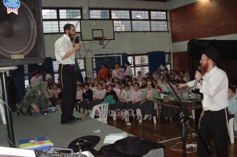 למעלה מ-300 ילדים בכינוס בבואנוס-איירס  
