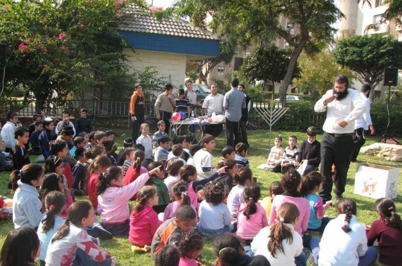 נתניה: אלפים בפעילויות חג החנוכה