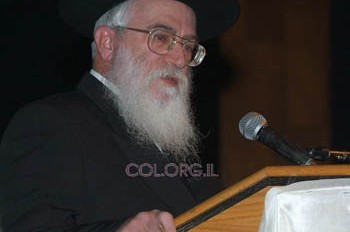 הרב אייזנבך מסר שיעור בישיבה בברינואה
