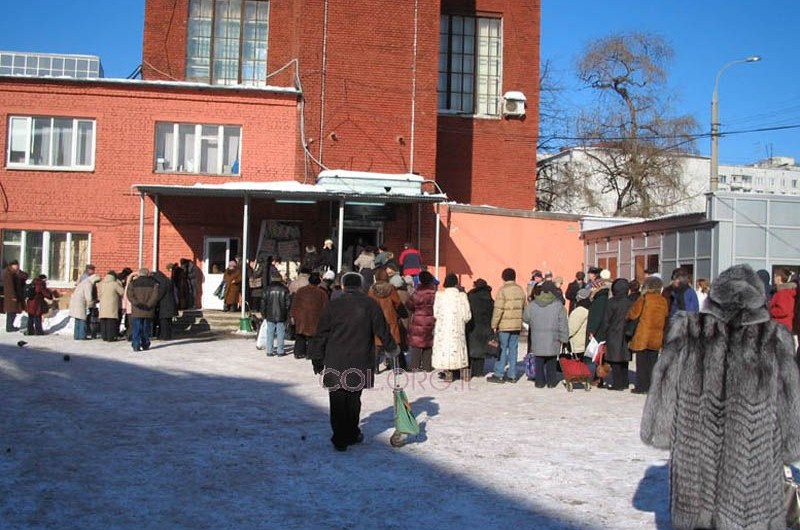 אלפי 'משלוחי מנות' מחולקים במרכז החסד במוסקבה
