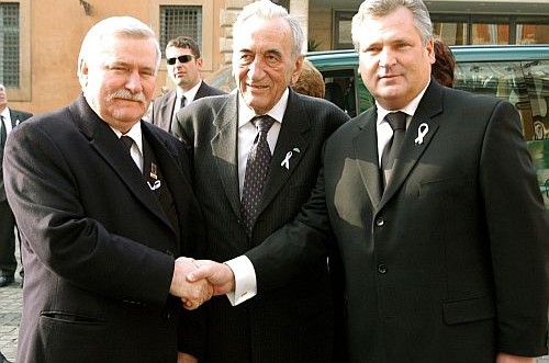 בלעדי: נשיא פולין לשעבר יבקר היום בכפר-חב