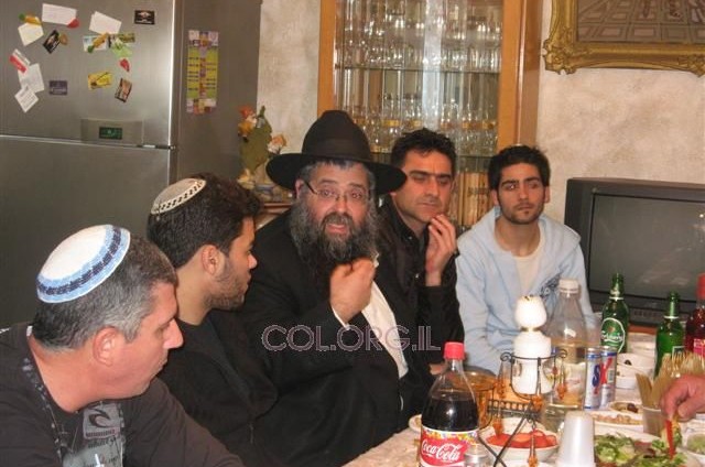 שדרות: מסיבת ראש חודש בצל הקאסמים שדרות: מסיבת ראש חודש בצל הקאסמים