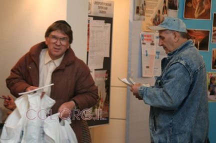 בדנייפרופרובסק יעניקו חבילות מזון לנזקקים בפורים