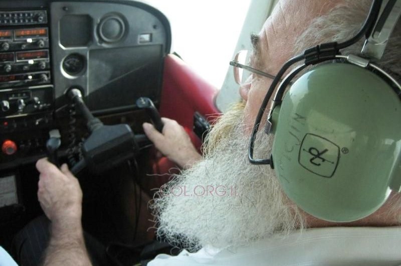 מי הטייס שבתמונה? מי הטייס שבתמונה?