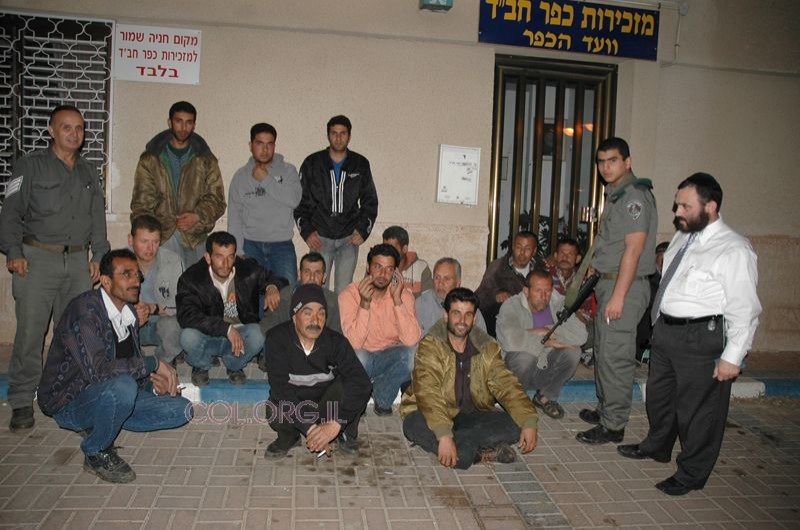 17 שוהים בלתי-חוקיים נתפסו בכפר-חב 17 שוהים בלתי-חוקיים נתפסו בכפר-חב