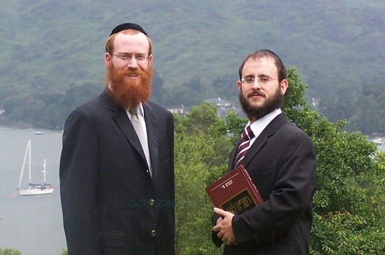 פגישה עם רופא מרדים שהוביל לחשיפת הכיפה