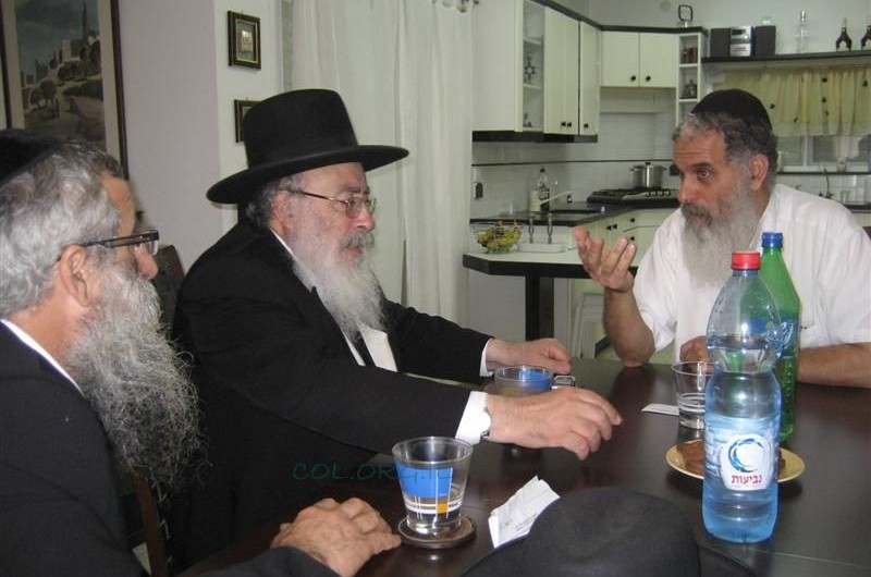הרב שמעון אליטוב ביקר במוסדות חב