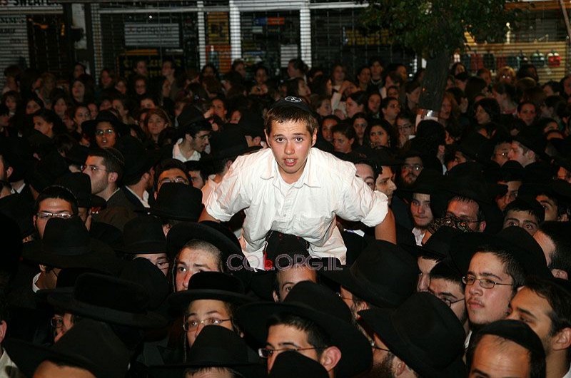 מיוחד ב-COL: פלייליסט שמחת בית השואבה