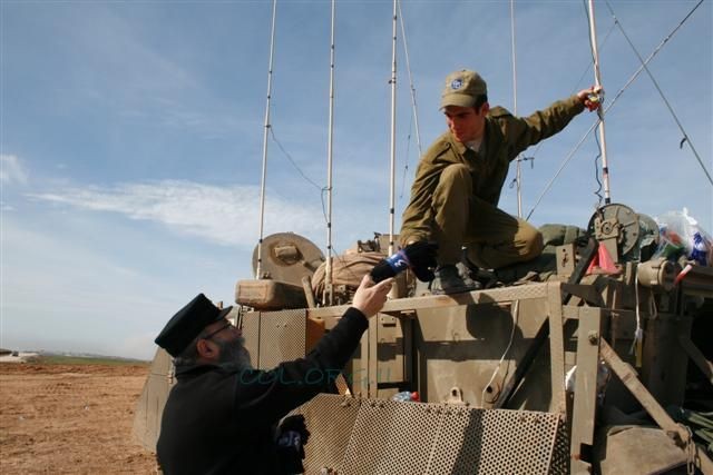 'יד-ביד' לעזרת תושבי הדרום המופגז