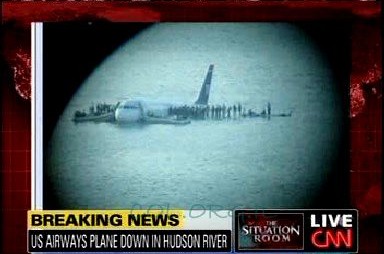 מטוס נוסעים נחת  לנהר ההדסון בניו יורק ● וידאו 