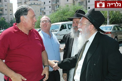 חיפה: ראש העיר ערך ביקור במוסדות חינוך חב