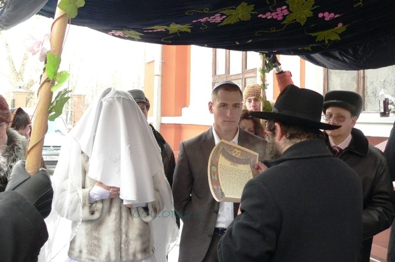 רוסיה: חתונה יהודית בצ'ילאבינסק  