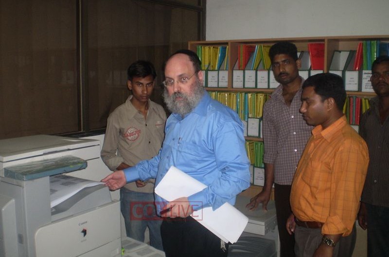 ספר התניא הודפס במדינה המוסלמית בנגלדש ● תמונות