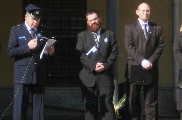השליח נאם בטקס הזכרון בשגרירות ישראל במוסקבה