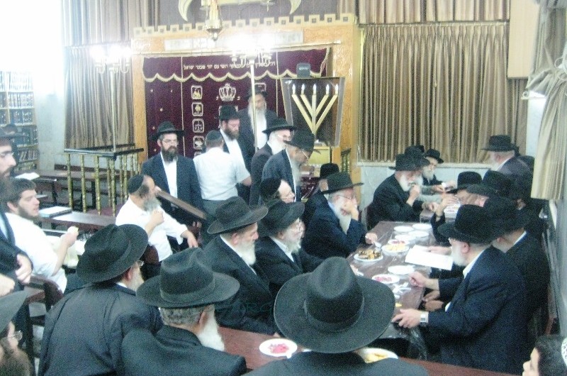 סיום מסכת בבית הכנסת חב