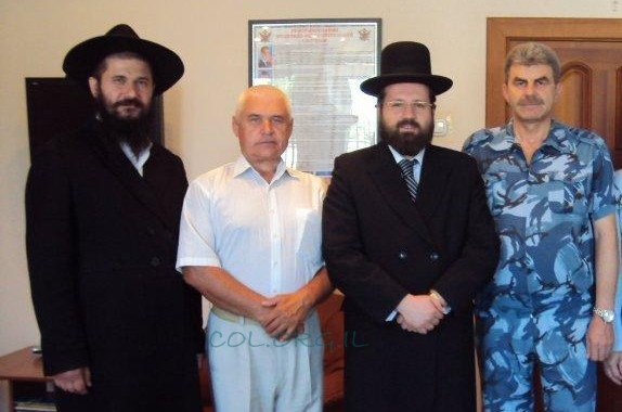 ביקורי חיזוק לאסירים יהודים בוולגוגרד שברוסיה