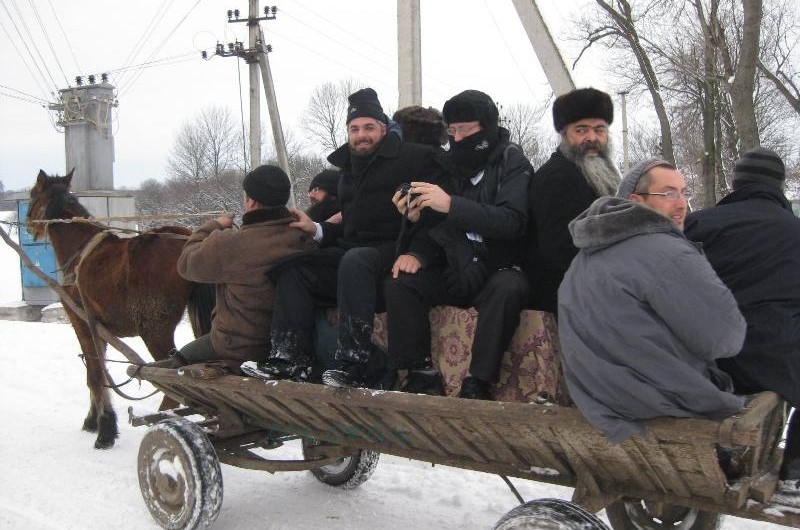על סוס ועגלה בערבות אוקראינה: בדרך לציון רבי אברהם המלאך 