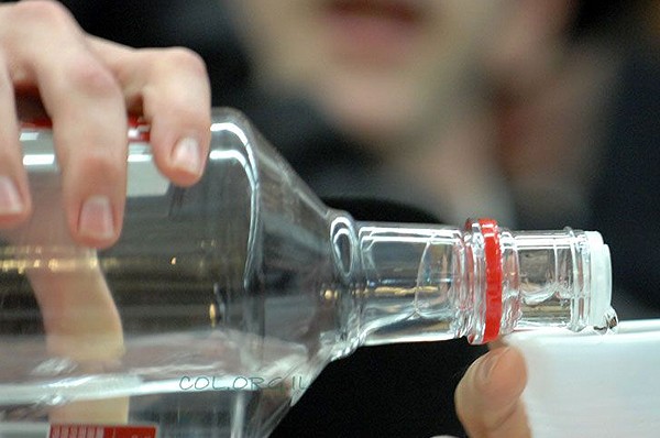 גזירת משקה • מחקר חדש קובע: שתייה מסוכנת לבני פחות מ-40