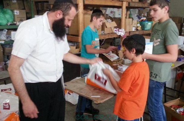מנת התנדבות: אורזים משלוחי-מנות