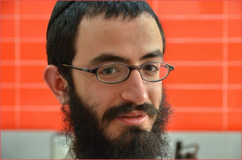 גלי ישראל: גרוזמן תקף עיתונאים שביקרו את חב גלי ישראל: גרוזמן תקף עיתונאים שביקרו את חב