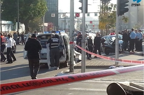 פיגוע דקירה במרכז תל אביב: 12 פצועים, בהם 4 במצב קשה 