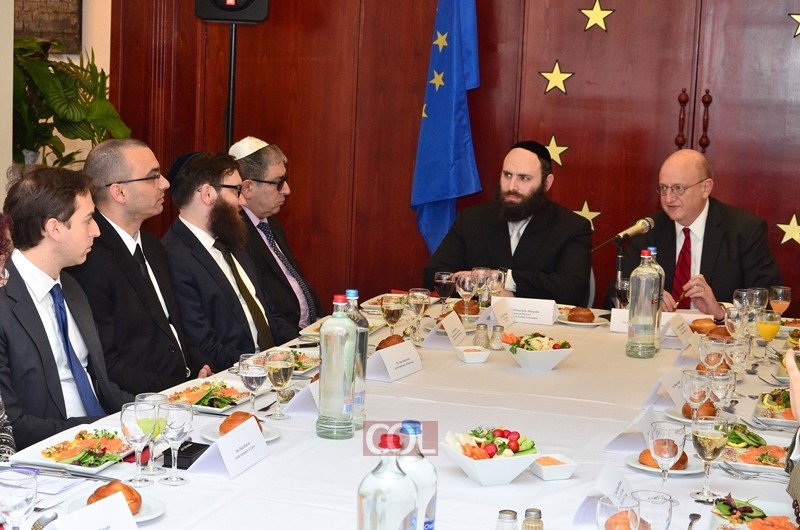 איגוד האירגונים היהודיים ושליחו של הנשיא אובמה נפגשו