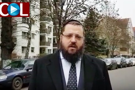 הרב טייכטל מעדכן על מצב הפצוע היהודי ● וידאו