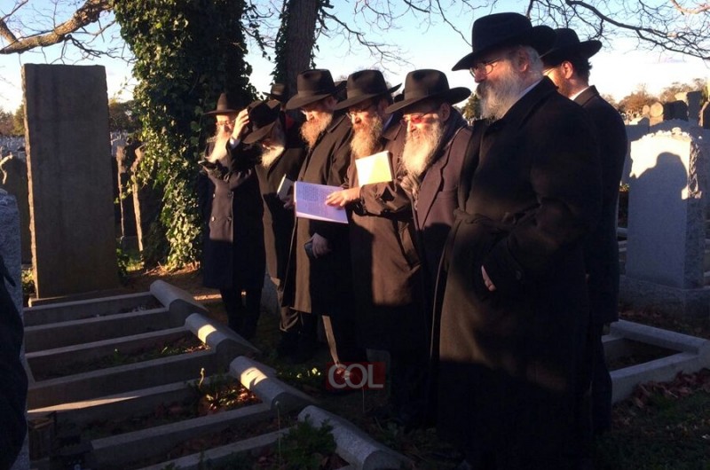 עשור לשליח הרב שלמה מטוסוב: בניו עלו על קברו