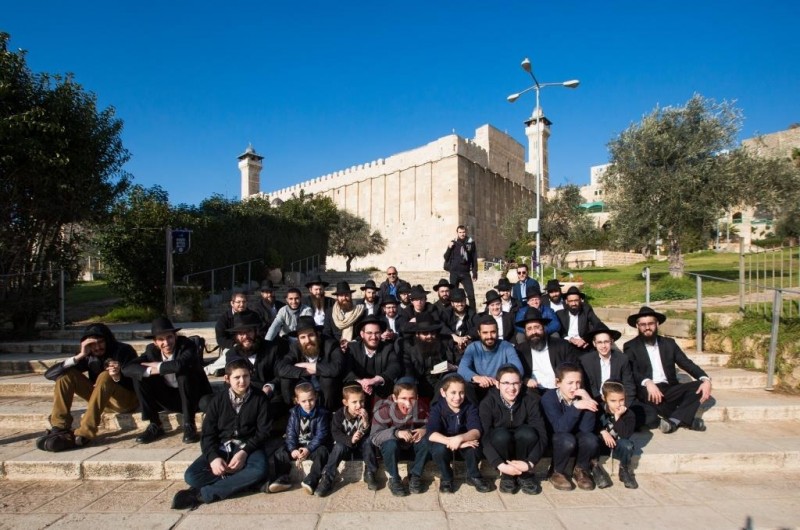 מתל-אביב לחברון: תלמידי 'חזון אליהו' ביקרו בעיר האבות