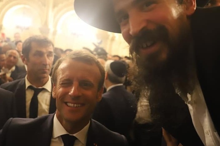 נשיא צרפת מקרון הגיע לבית הכנסת ואיחל שנה טובה ליהודי העיר