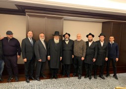 מוצאי שבת בבית השלוחים: רוקדים בבאקו עם הרב עמאר מוצאי שבת בבית השלוחים: רוקדים בבאקו עם הרב עמאר