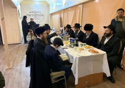 לכבוד יום ההילולא וחג הגאולה: שלוחים ואנ לכבוד יום ההילולא וחג הגאולה: שלוחים ואנ