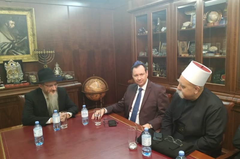 מנהיג הדרוזים בישראל נפגש עם הרב לאזאר - וביקש עזרה