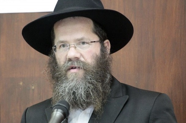  הרב מאיר אשכנזי: 