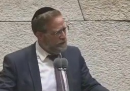 בדוכן במליאה: הח בדוכן במליאה: הח