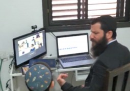 גם ב'חיידר נט' של ילדי השלוחים לא הכל זרם היום ממש כבשגרה גם ב'חיידר נט' של ילדי השלוחים לא הכל זרם היום ממש כבשגרה
