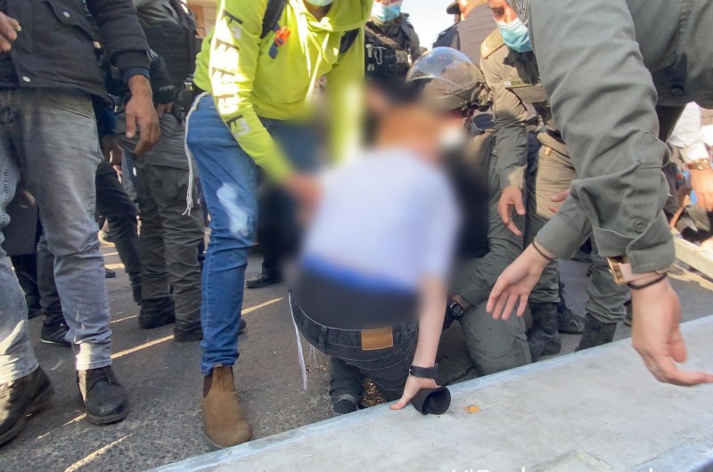קיצוניים הפגינו בבירה: גדר נפלה על רגלו של ילד חב