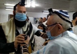 הבוקר בבית חב הבוקר בבית חב