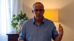 בעקבות האסון בהר מירון, דני לוטן, פסיכולוג קליני ומנהל מרפאת החרדה במרכז שניידר לרפואת ילדים, מייעץ להורים מה לעשות אם הילדים מרגישים אבודים ומשנים את התנהגותם ומתי צריך לגשת לקבל עזרה מקצועית. בעקבות האסון בהר מירון, דני לוטן, פסיכולוג קליני ומנהל מרפאת החרדה במרכז שניידר לרפואת ילדים, מייעץ להורים מה לעשות אם הילדים מרגישים אבודים ומשנים את התנהגותם ומתי צריך לגשת לקבל עזרה מקצועית.