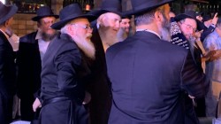 ליל יום ההילולא כ' אב: הכנסת ספר תורה לבית חב ליל יום ההילולא כ' אב: הכנסת ספר תורה לבית חב