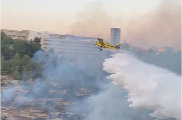 שריפה משתוללת בסמוך להר נוף בירושלים; תושבים פונו